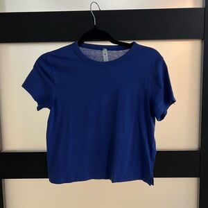 Lululemon Tee size 4
